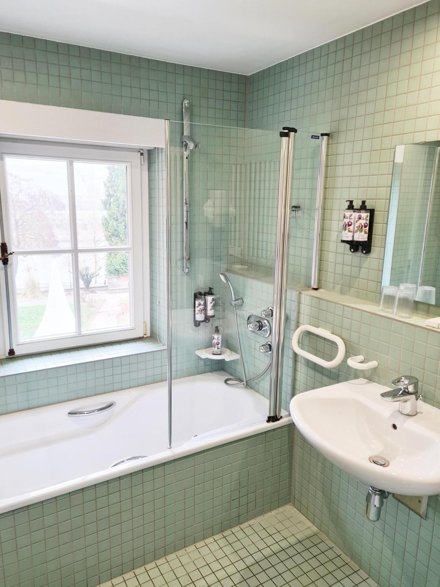 Hotel Chateau Schengen Ngoại thất bức ảnh