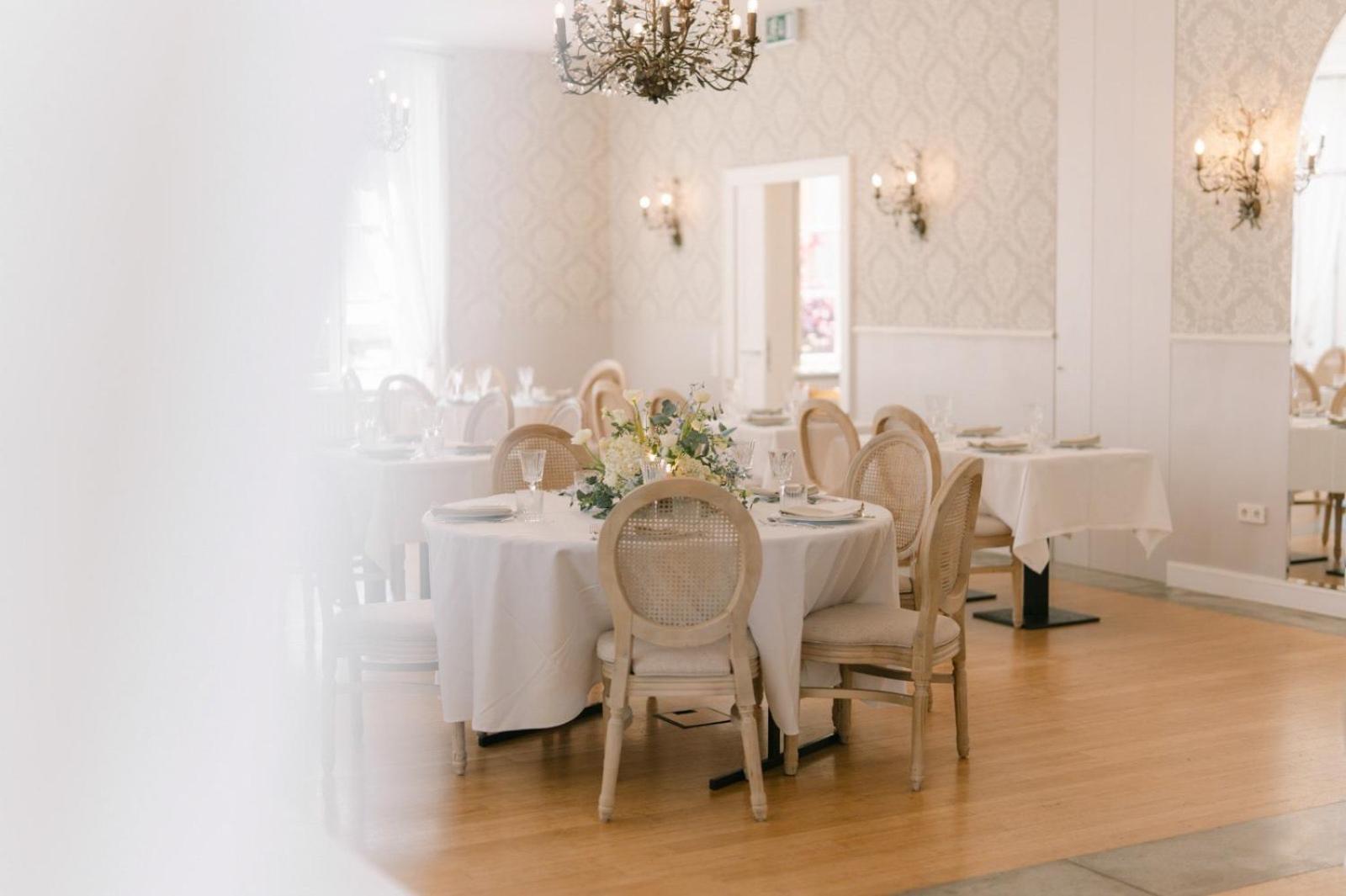 Hotel Chateau Schengen Ngoại thất bức ảnh